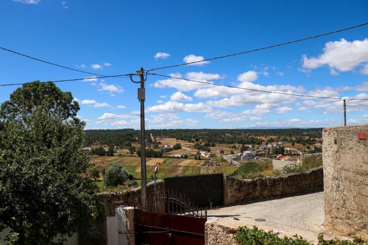 Casas Do Torreao 3 Casas De Alojamento Local Alfaiates 외부 사진